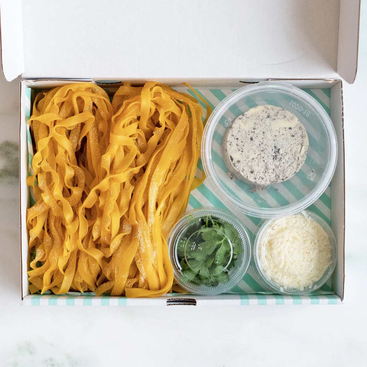 Tagliatelle with Truffle Butter, Pasta Kit - Image 3